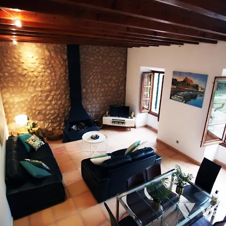 Casa Futbol Holiday home *